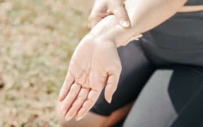 What are the Symptoms and Early Signs of Carpal Tunnel Syndrome?